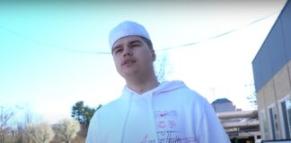 balean a youtuber tras broma en centro comercial de EU Youtuber