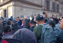 CNTE rechaza aumento salarial y protesta en Palacio Nacional CNTE