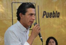 Destapan a Carlos Martínez como candidato del PRD a gobernador