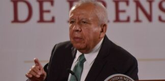 Juez rechaza frenar proceso en contra Francisco Garduño por incendio en estación del INM