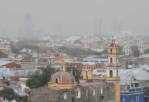Lalo Rivera emite recomendaciones ante caída de ceniza en Puebla capital