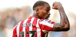 Delantero de Brentford es suspendido tras escándalo de apuestas Ivan Toney