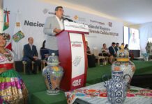 Sergio Salomón entrega constancias del Registro Nacional de Turismo Sergio Salomón