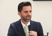 Salomón y Abdala entregan apoyos de “La Escuela es Nuestra” apoyos