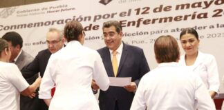 Gobernador reconoce a enfermeras y enfermeros poblanos Gobernador