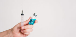 Crean vacuna bacteriana que suprime el cáncer en ratones y frena la metástasis vacunas