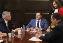 Armenta se compromete a promover a mujeres en puestos de liderazgo Armenta