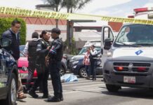 Conductor sufre infarto y choca en Nueva Antequera Conductor