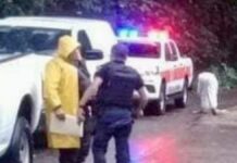 Hallan cadáver embolsado en límites de Tlatlauquitepec