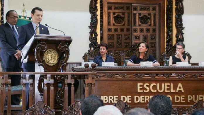 Educación