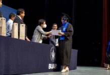 Lilia Cedillo encabeza graduaciones en Mixteca y prepa Emiliano Zapata Mixteca