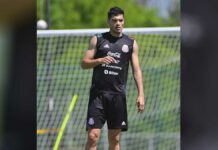 Raúl Jiménez causa baja para juego ante Camerún por operación Raúl Jiménez
