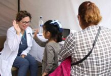 Salud atiende a menores con jornada en Cuautempan Salud