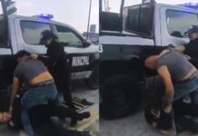 Ebrio golpea a policía para evitar detención en San Andrés Cholula