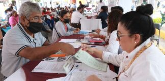 Entregan actas de nacimiento a hijas e hijos de migrantes nacimiento