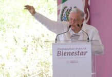 Desde Huauchinango, AMLO garantiza continuidad de programas sociales programas