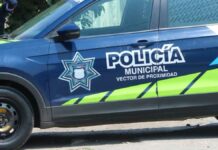 Robo de vehículo desata persecución y balacera en Puebla vehículo