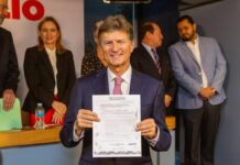 Enrique de la Madrid se registra como aspirante del Frente Amplio por México De la Madrid