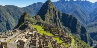 Hallan placa de oro perdida que declaró a Machu Picchu como maravilla del mundo