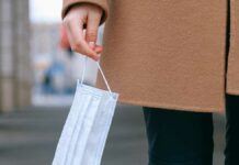 España pone fin a crisis sanitaria y a cubrebocas obligatorio España