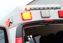 Apuñalan a hombre en baños de mercado de Izúcar Hombre