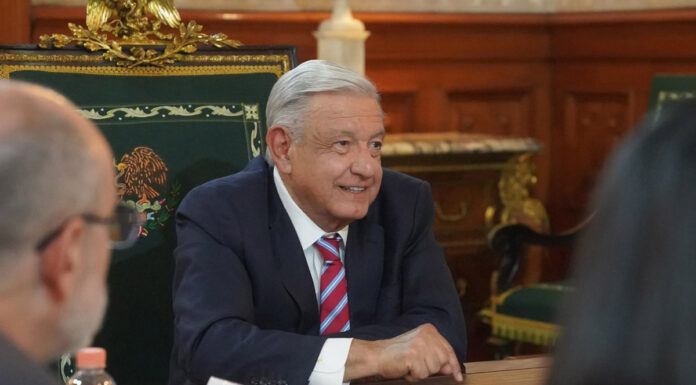 AMLO pide a Zuckerberg que Threads no tenga “bots”