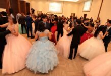 Celebra SEDIF a quinceañeras de Casa del Adolescente