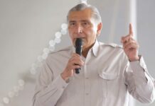 Adán Augusto, tercero por encuestas pagadas Augusto