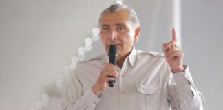 Adán Augusto, tercero por encuestas pagadas Augusto