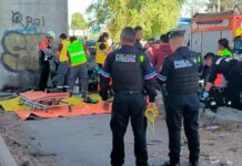 Tractocamión choca automóvil en la México-Puebla; hay un muerto automóvil