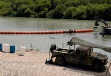 Ilegal que Texas colocara boyas en río Bravo: Ken Salazar boyas