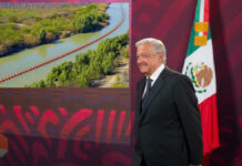 AMLO agradece a Biden por retiro de “muro flotante” en Río Bravo Boyas