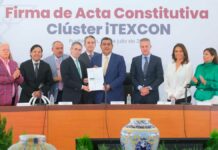 Firman acta constitutiva del clúster iTexcon en Puebla clúster