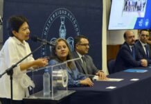 Lilia Cedillo preside informe del director de Ciencias Químicas Director