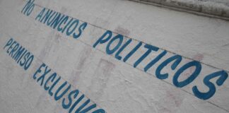 Detectan promoción política en 100 puntos de mobiliario urbano de Puebla promoción