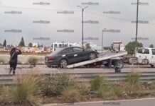 Hombre se lanza de puente peatonal en Periférico Ecológico
