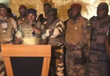 Dan golpe de estado en Gabón; arrestan al presidente