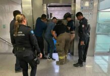 Abuelitos quedan atrapados en elevador del IMSS en Baja California Sur