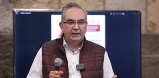 Dr. José Antonio Martínez niega tener “parinos políticos” José Antonio Martínez García