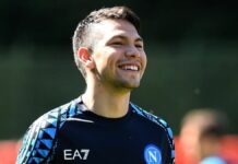 Al-Ahli, interesado en fichar a ‘Chucky’ Lozano Lozano.
