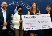 Lilia Cedillo entrega cheque del Reciclatón 2023 Reciclatón