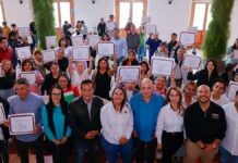 Gobierno entrega constancias de Registro Nacional de Turismo en Zacatlán Turismo