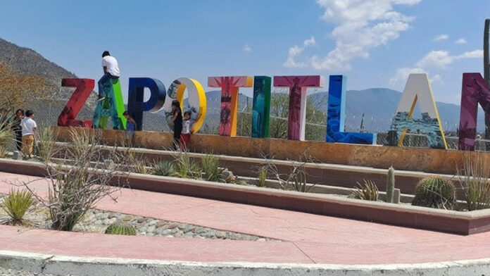Zapotitlan