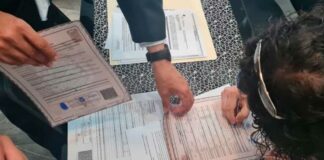 Expiden primera acta de nacimiento con género no binario en Puebla género