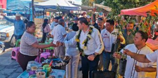 Armenta reconoce actividades comerciales en tianguis y mercados Armenta