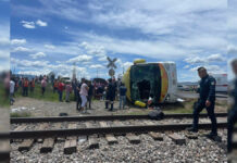 Calpulalpan: Autobús choca contra tren y mueren dos personas Capulalpan