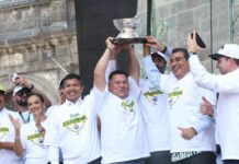Reconoce Sergio Salomón y Lalo Rivera a Pericos por su campeonato