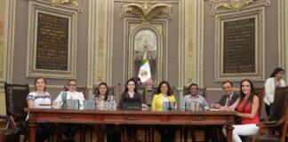 Diputados buscan prohibir venta de bebidas azucaradas en escuelas de Puebla