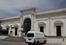 Panteón Memorial la Piedad cobrará 10 pesos de estacionamiento