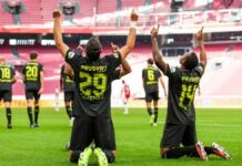 Santiago Giménez hace Hat-Trick en el Clásico de la Eredivisie Santiago Giménez